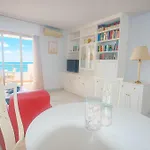 Carlota Apartment- Frontline * Εστεπόνα