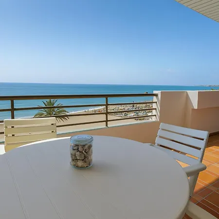 Carlota Apartment- Frontline Daire *