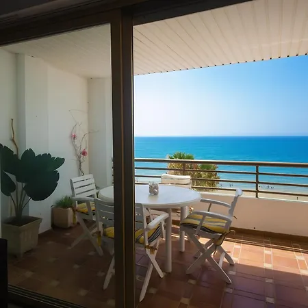 Daire Carlota Apartment- Frontline *