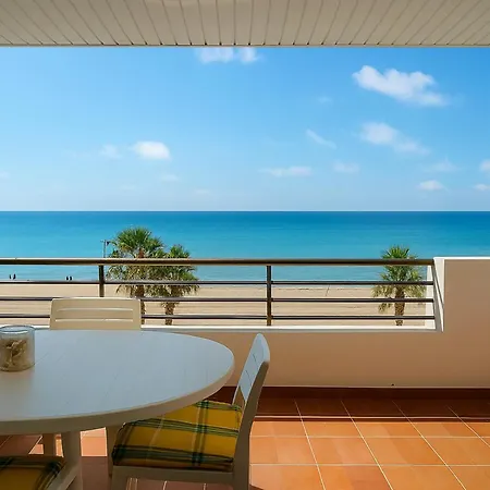 Carlota Apartment- Frontline Daire *